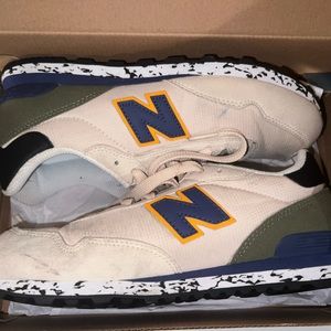 New Balance 515